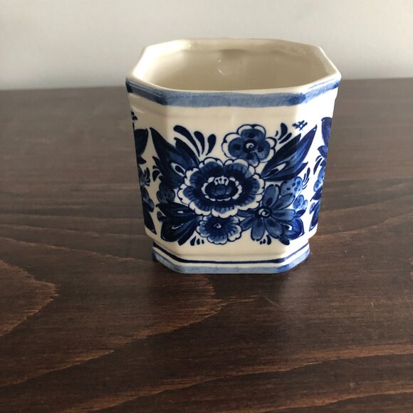 Royal Delft's Blauw Handwerk Japan Square Mug - Picture 3 of 5